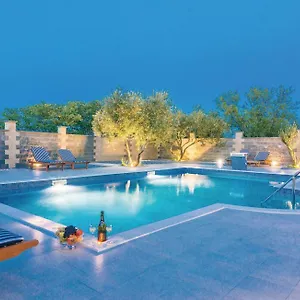 Apartament Mario